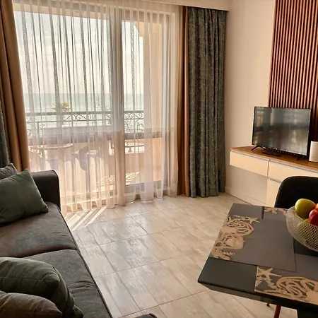 Onyx Deluxe First Line شقة