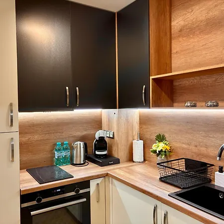 Onyx Deluxe First Line Apartment