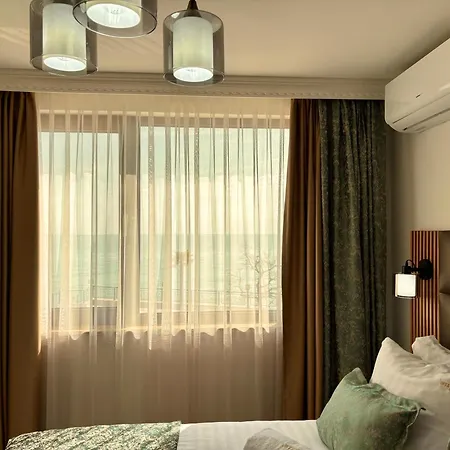 Apartment Onyx Deluxe First Line Sweti Wlas