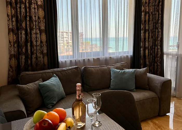 Onyx Deluxe First Line Апартаменты Свети-Влас