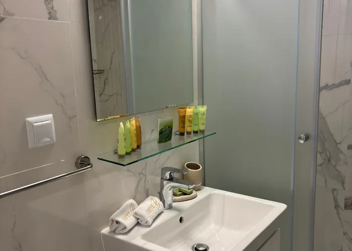 Onyx Deluxe First Line Апартаменты *